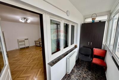 Apartament cu 3 camere decomandat în Central - 7