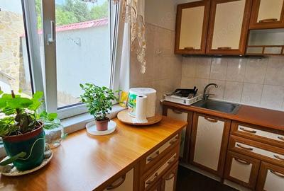 Casă cu 6 camere cu Teren 1250 Mp în Central - 2