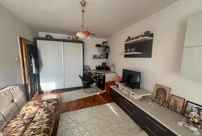 Apartament cu 3 camere decomandat, mobilat în Fabric - 14