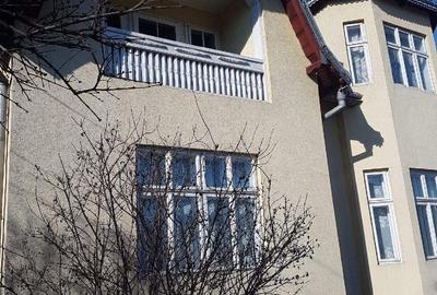 Casă în Central - 1