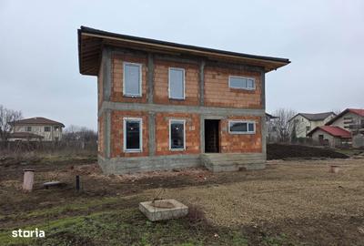 Casă cu 5 camere cu Teren 520 Mp în Drumul Taberei - 2