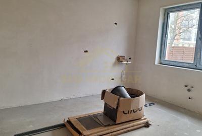 Casă individuală cu 3 camere cu Canalizare în Central - 8