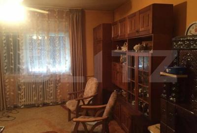 Casă cu 4 camere cu Teren 257 Mp în 14 Mai - 7