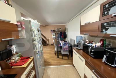 Apartament cu 3 camere, 81 mp, decomandat zona Bradet - 3
