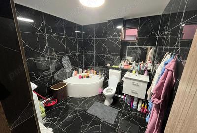 Casă cu 5 camere cu Teren 230 Mp în Central - 6