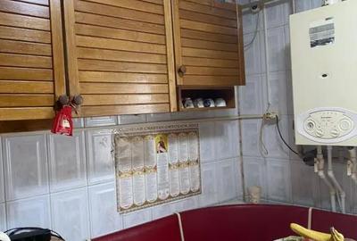 Apartament cu 3 camere decomandat în 2 Moldoveni - 1