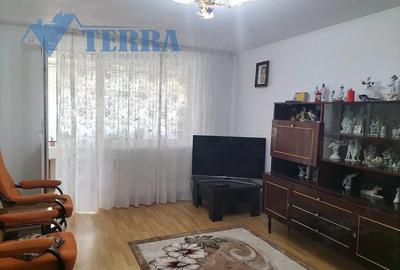 Apartament cu 2 camere decomandat în Central - 9