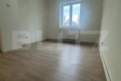 Apartament cu 2 camere, 51 mp, decomandat, zona Centrala