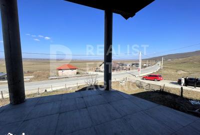 Casă cu 5 camere cu Teren 1000 Mp în Rediu