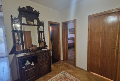 Casa cu 5 camere, 200mp, Centru - 10