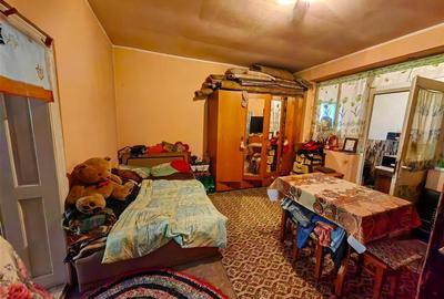 Casă individuală cu 2 camere cu Teren 1465 Mp în Vest - 2