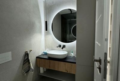 Casă cu 4 camere în Șelimbăr