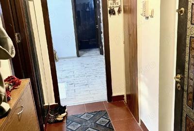 Apartament cu 3 camere semidecomandat în Calea București - 5