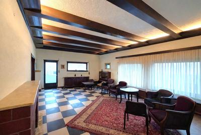 Casă cu 9 camere cu Canalizare în Dorobanți - 3