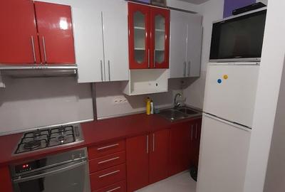 De inchiriat apartament o camera zona Cardos - 2