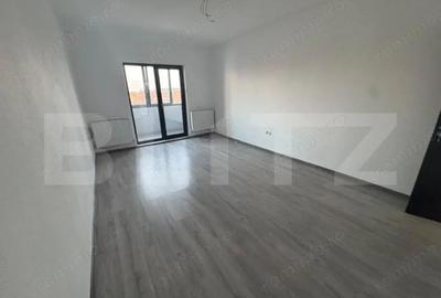 Apartament cu 3 camere decomandat în Central - 1