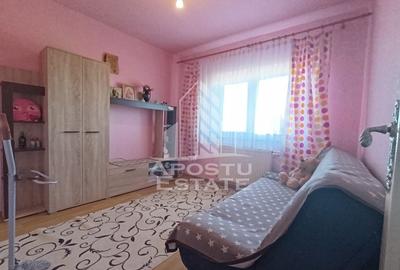 Apartament 3 camere, 2 balcoane, 2 bai, Bd.Dambovita. COMISION 0% - 5