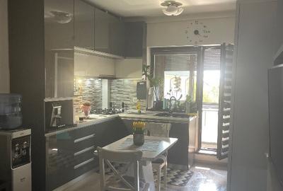 Apartament 3 camere complet mobilat strada Safirului Bragadiru