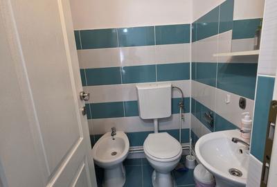 Apartament cu 3 camere decomandat în Central - 8
