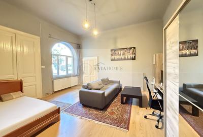 Apartament cu 2 camere semidecomandat, mobilat în Central - 1