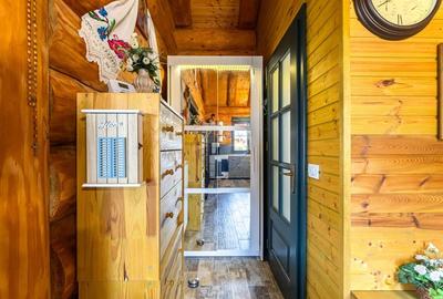 Doua case in stil canadian - confort modern intr-un cadru natural - 4