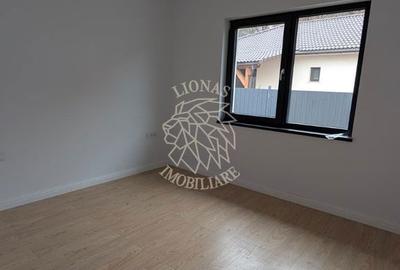 Casă cu 4 camere cu Teren 490 Mp în Unirea