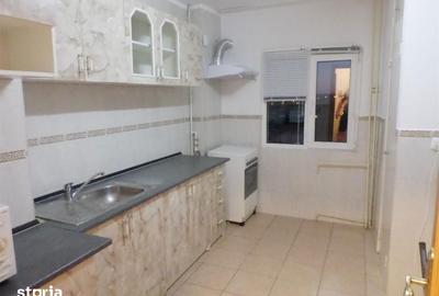 Apartament cu 3 camere decomandat în Republicii - 8