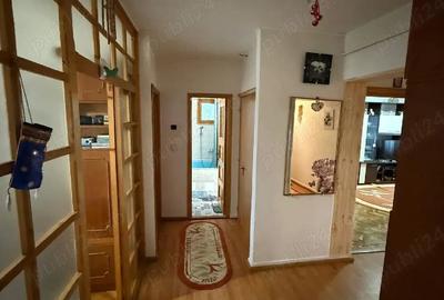 Apartament cu 4 camere decomandat în Păcurari - 8