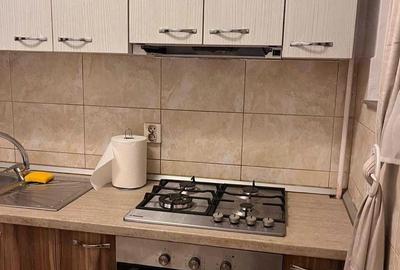 Garsonieră decomandată în Apărătorii Patriei