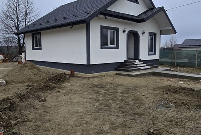 Casă cu 3 camere în Voinești - 6