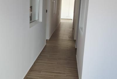 Birou, de 230 mp, în Exterior Sud - 9