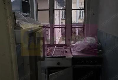 Apartament cu 6 camere decomandat în Central - 19