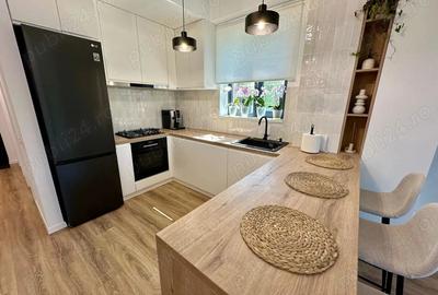 Casă cu 5 camere cu Teren 200 Mp în Central - 8