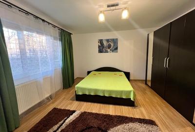 Închiriez apartament 3 camere, zona Lipovei - 2