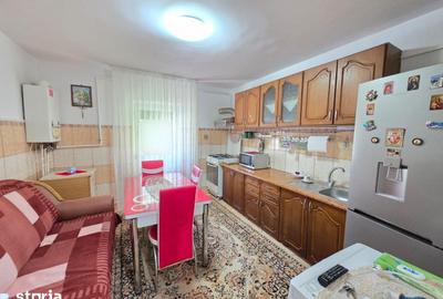 Apartament cu 3 camere decomandat în Central - 3
