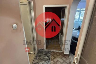 Apartament cu 4 camere decomandat în Vest - 2