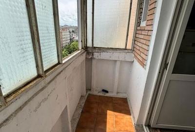 Garsonieră decomandată în Central - 9