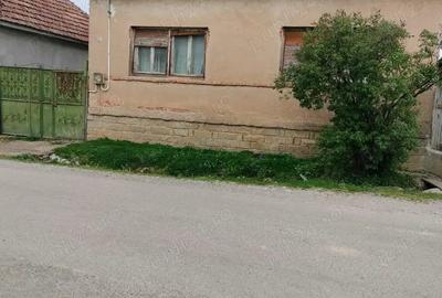 Vand casa batraneasca in Hidiselu de Dobresti - 3