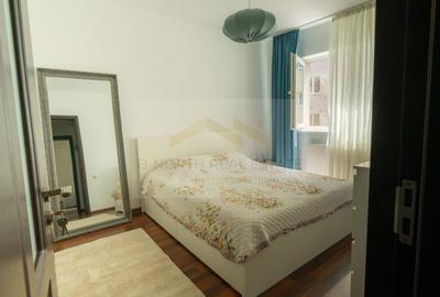 Apartament cu 2 camere decomandat, mobilat în Central