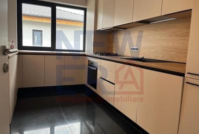 Vila individuala de vanzare 4 camere Crevedia - Samurcasi - 2