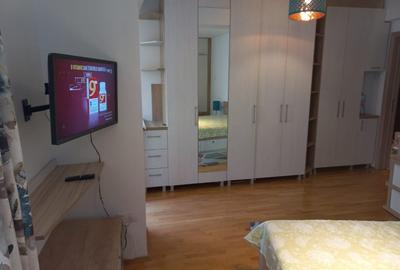 Apartament cu 2 camere decomandat în Sala Palatului - 12