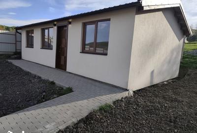 Casă cu 2 camere decomandat cu Teren 606 Mp în Central - 6