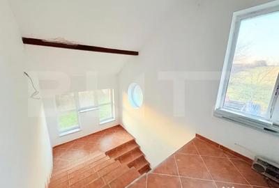 Casă cu 9 camere cu Teren 16351 Mp în Sud - 3