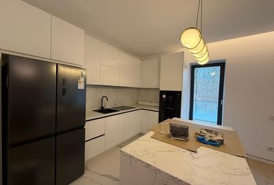 Apartament cu 4 camere decomandat în Băneasa - 11