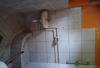 Casă cu 2 camere cu Teren 1200 Mp în Central - 4