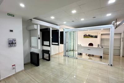 Spațiu comercial, de 212 mp, în Baza 3 - 4