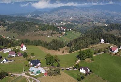 Teren de vânzare - 2.000 mp - Fundata, Brașov - Zonă turistică de top