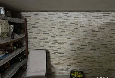 Casă cu 5 camere cu Teren 750 Mp în Central - 4