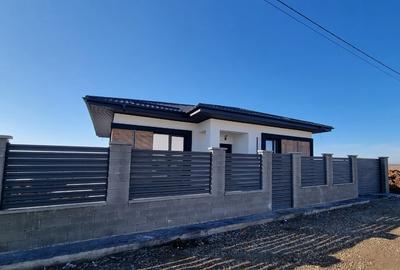 Casă cu 4 camere cu Teren 350 Mp în Berceni - 9