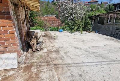 Teren de 600 mp, în Triaj - 2